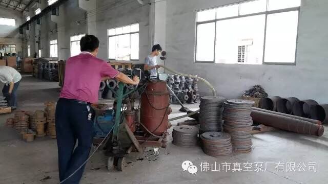 佛真制作真空機組當吸塵機